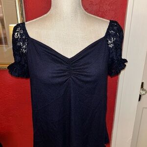 Elegant Navy Lace Sleeve Women's Top Set The Stage size large never worn